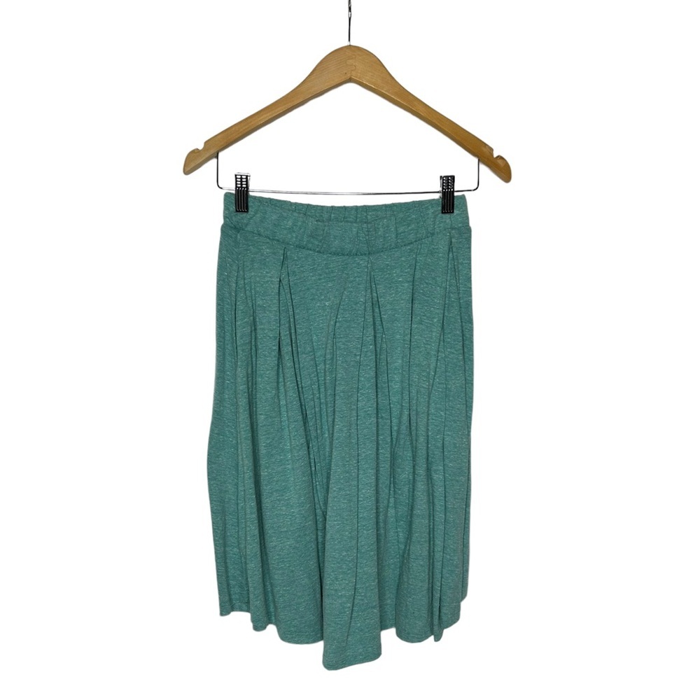 LuLaRoe Aqua Madison Skirt xs